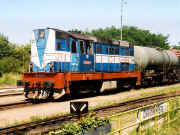 742.026-8 v srpnu 2001 na nádraží Chrudim město