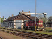742.318-9 před výtopnou "na městě" 4.5.2006