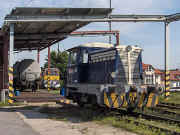 701.638-9 se představuje před stáčištěm firmy AGROP a.s.