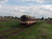 853.025-5 před Hradcem Králové